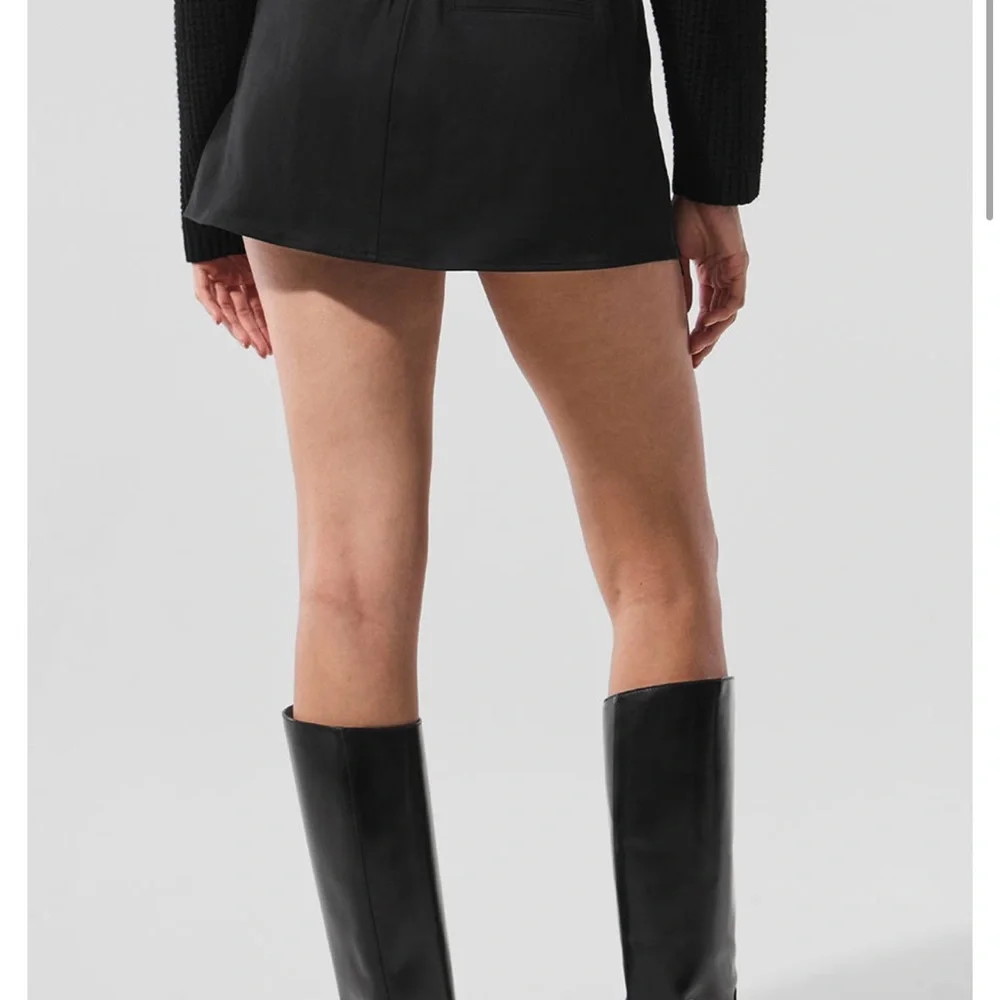 Alo Good Days mini skirt